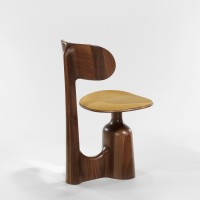 <a href="https://www.galeriegosserez.com/artistes/mohasseb-georges.html">Georges Mohasseb</a> - Drop Chair